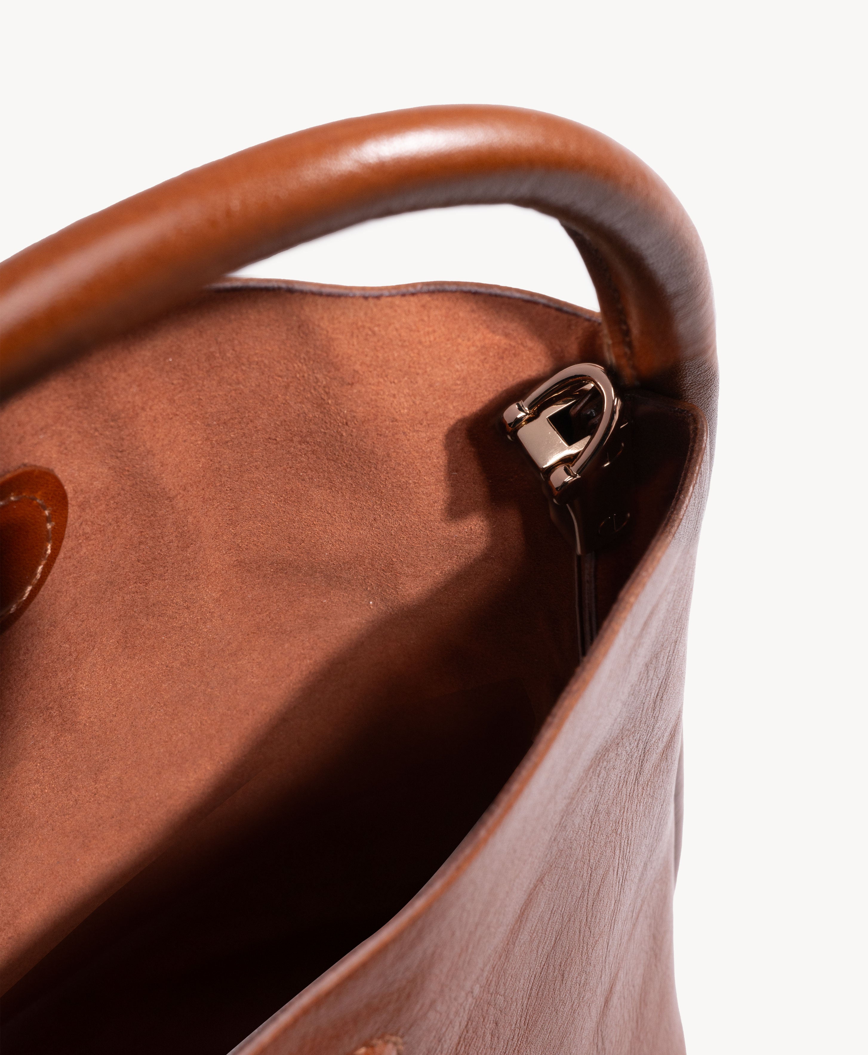 Handcrafted Full-Grain Leather Bucket Bag