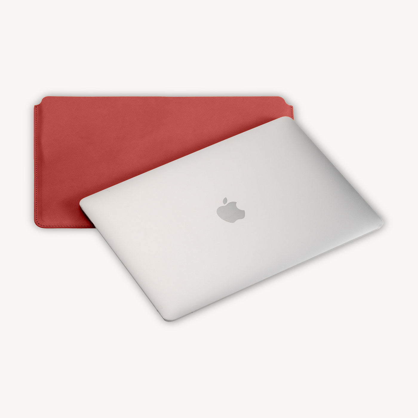 Rode laptophoes van volnerf leer