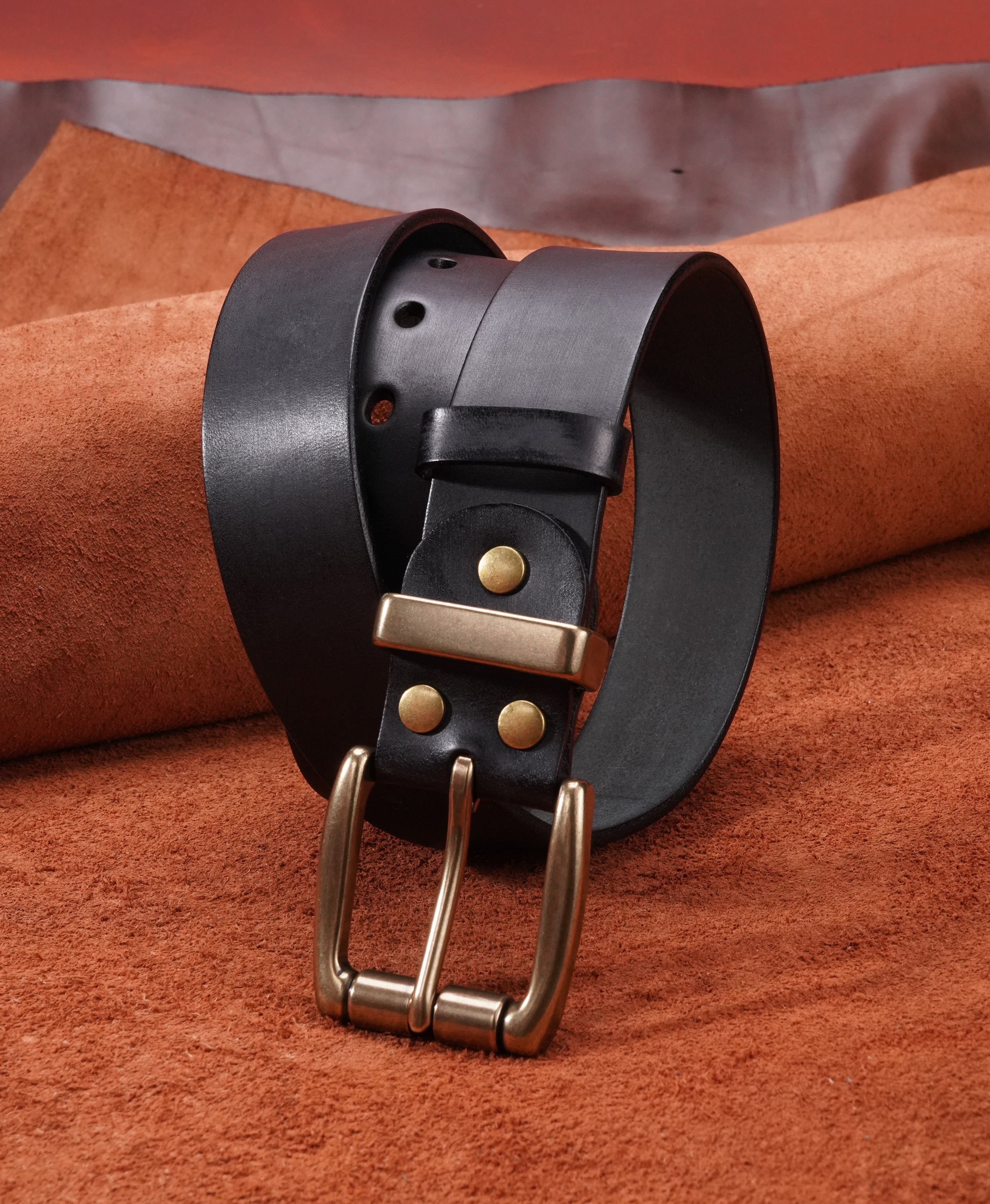 Black Vegetable-Tanned Top-Grain Leather Belt with Heavy Brass Buckle - product view 8