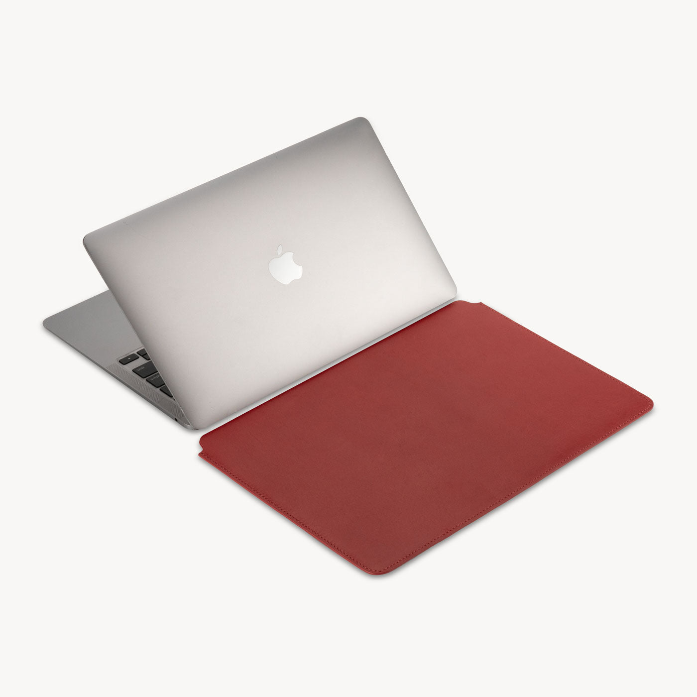 Rode laptophoes van volnerf leer