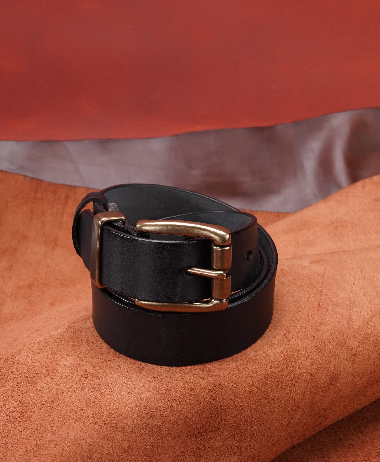 Black Vegetable-Tanned Top-Grain Leather Belt with Heavy Brass Buckle - product view 9