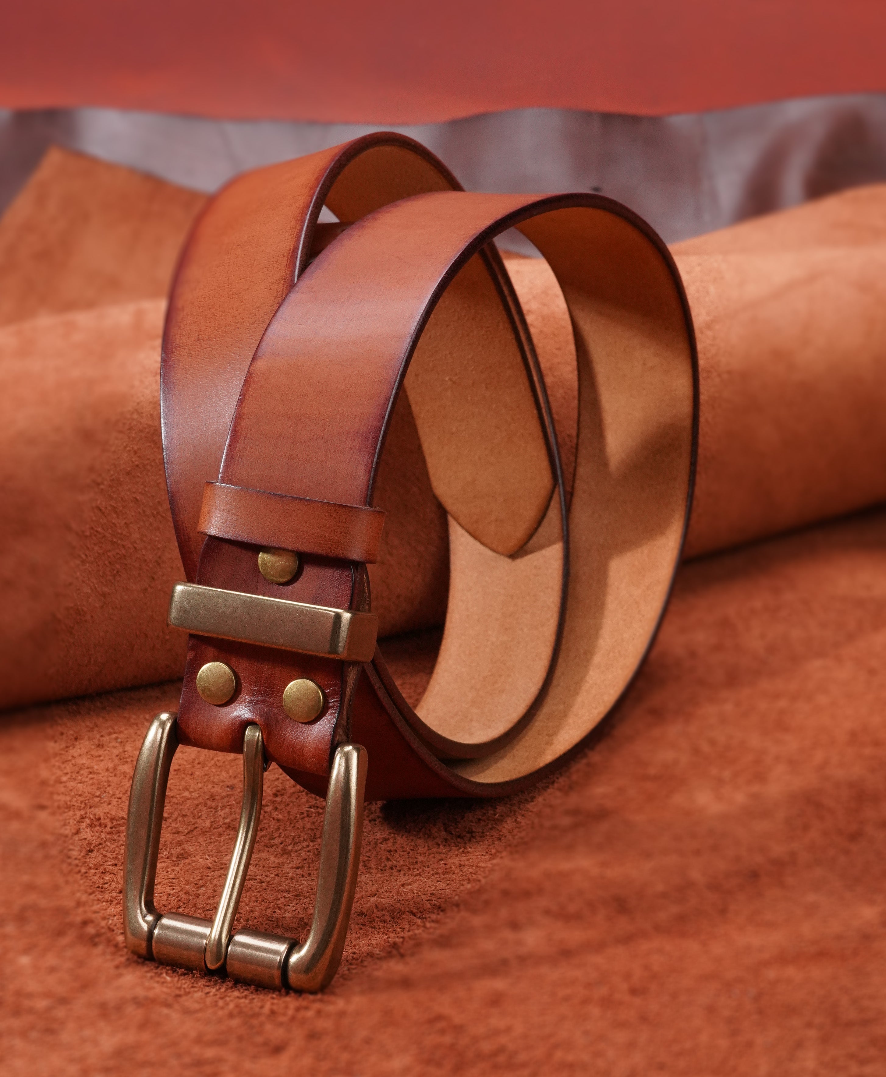 Chestnut Vegetable-Tanned Top-Grain Leather Belt with Heavy Brass Buckle - product view 8