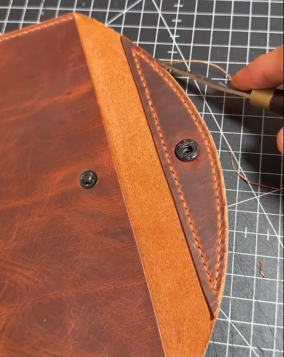 KAKAVY Handcrafted Leather MacBook Sleeve detail image 4