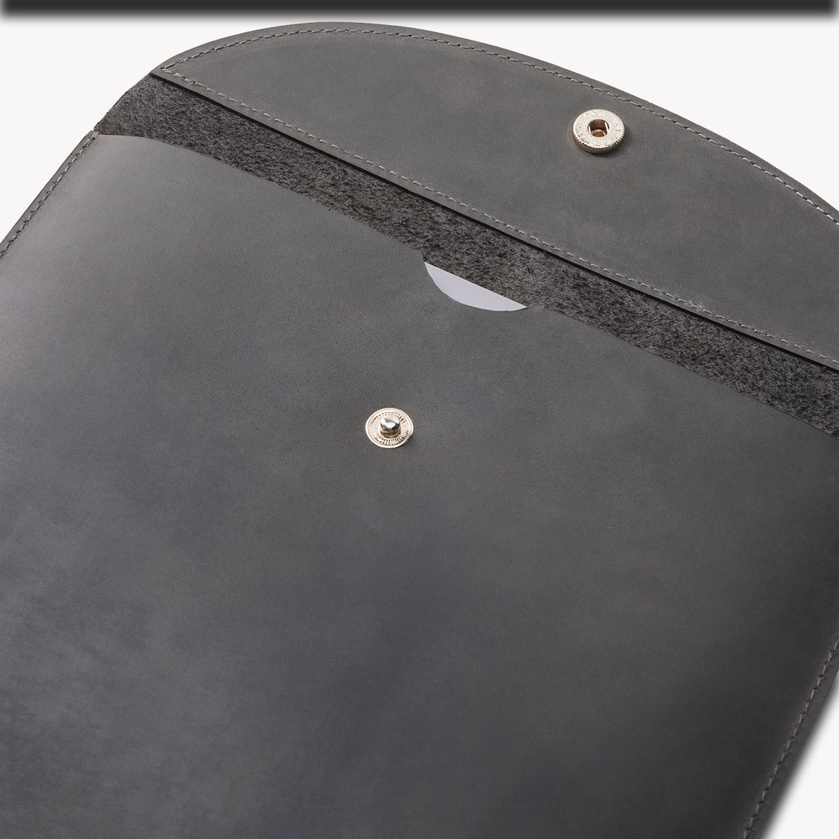 Premium Leather iPad & MacBook Sleeve