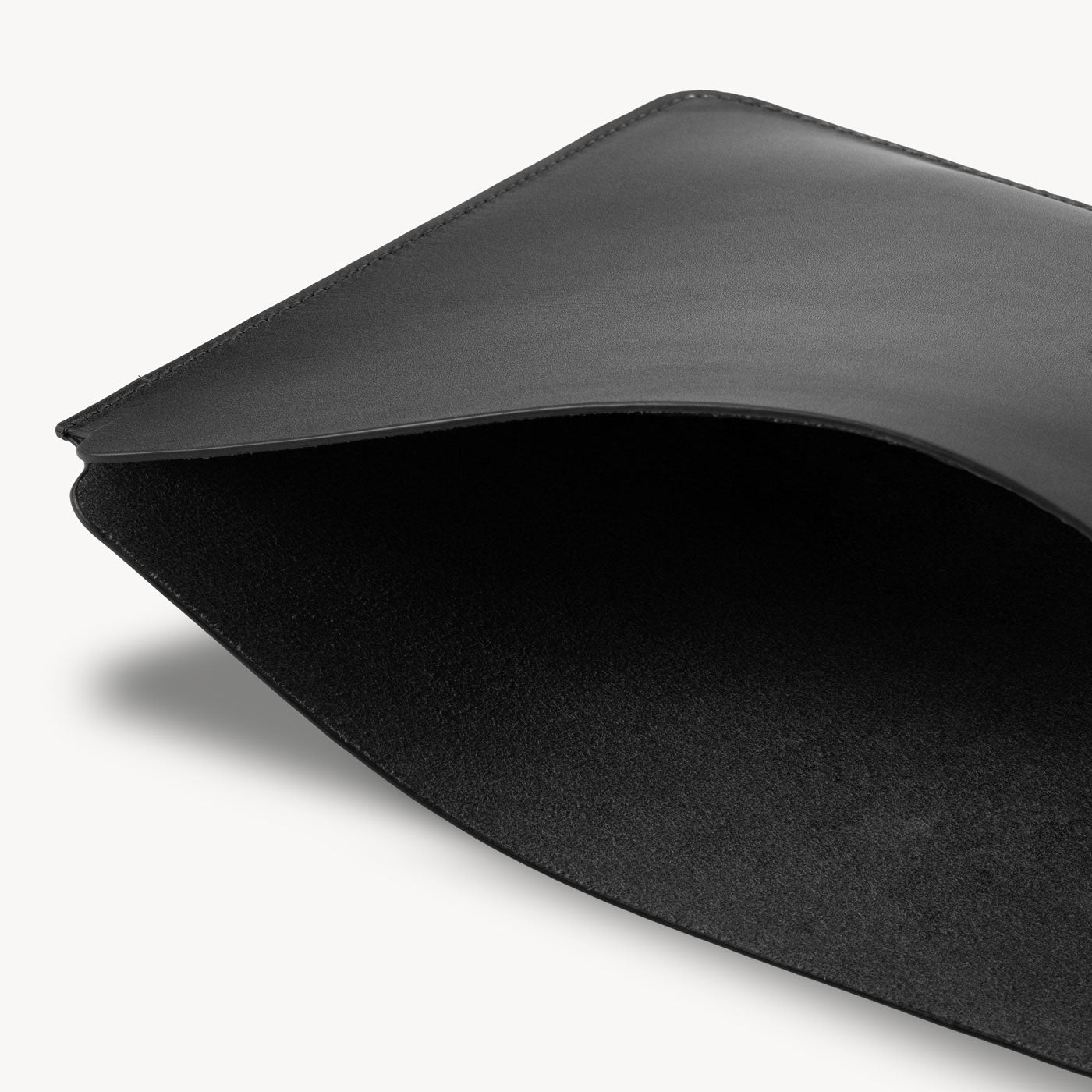 Black full grain leather sleeve detail view 5