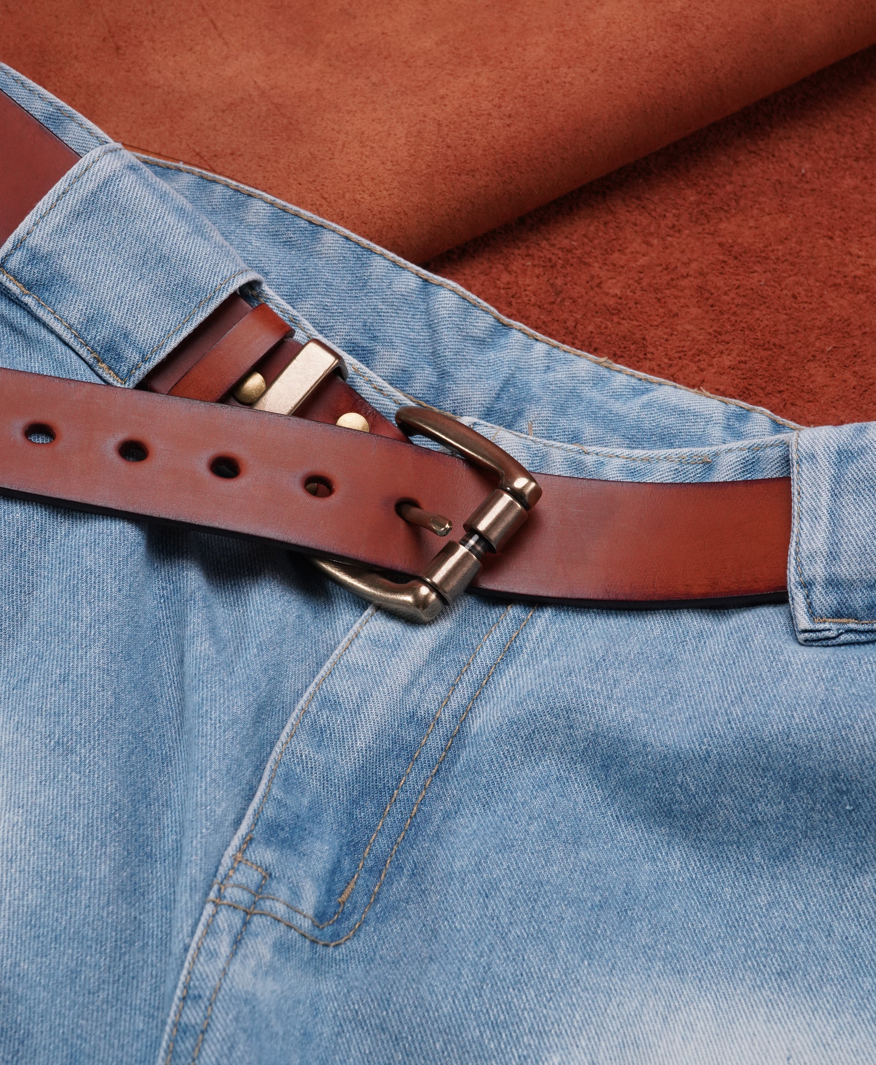Chestnut Vegetable-Tanned Top-Grain Leather Belt with Heavy Brass Buckle - product view 16