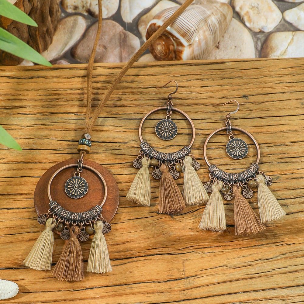 Bohemian Vintage træsmykkesæt til kvinder – Halskæde & Øreringe | Rund kvast