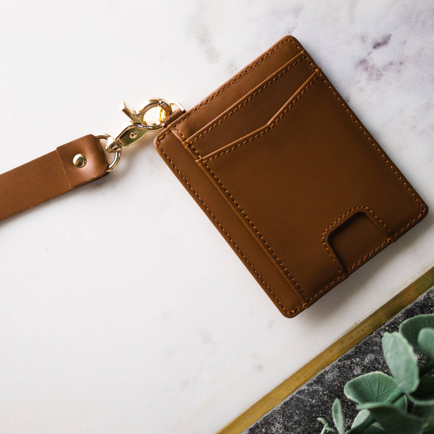 The Lurna Wallet - Pull to Pop