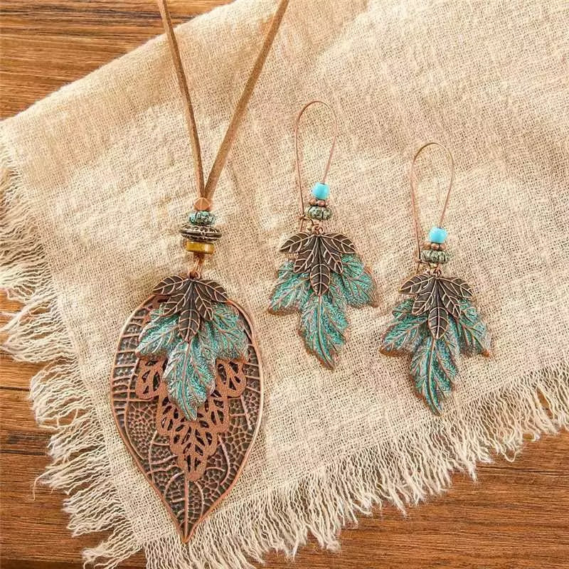 Boho-chic Vintage dřevěný vrstvený střapcový náhrdelník s náušnicemi 0836