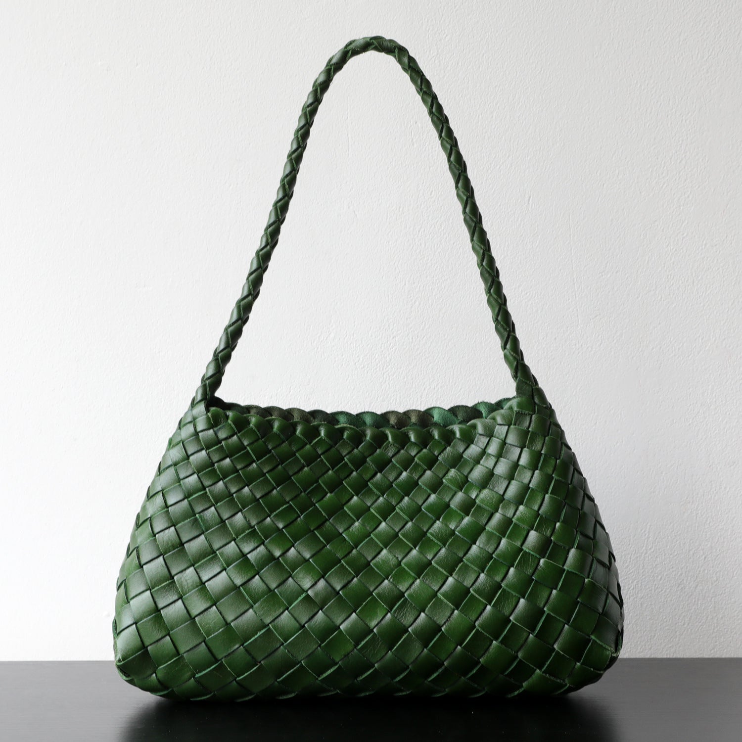 KAKAVY Handwoven Leather Tote - Quiet Luxury, Timeless Texture detail image 3
