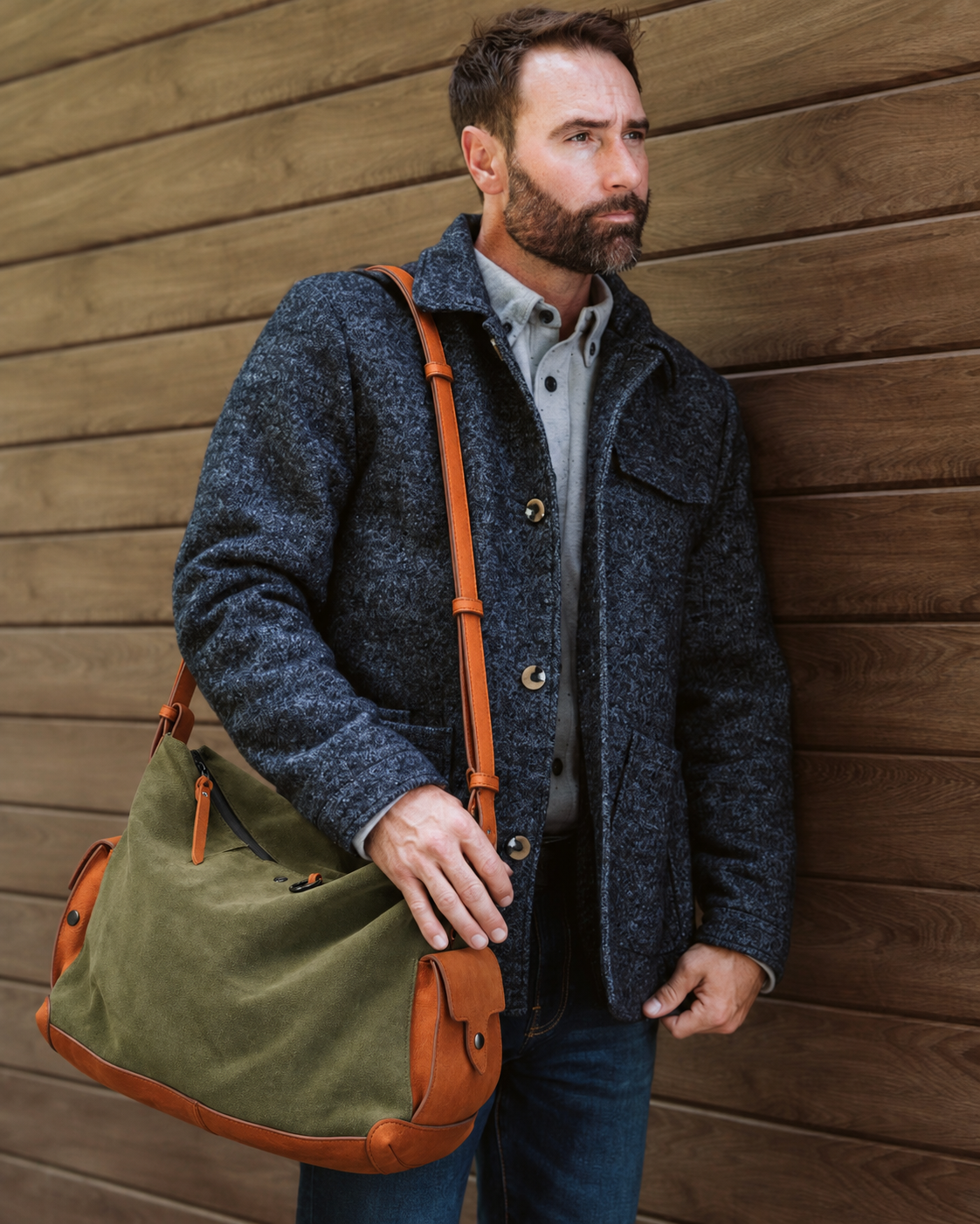 KAKAVY Roam suede and leather shoulder bag in everyday use