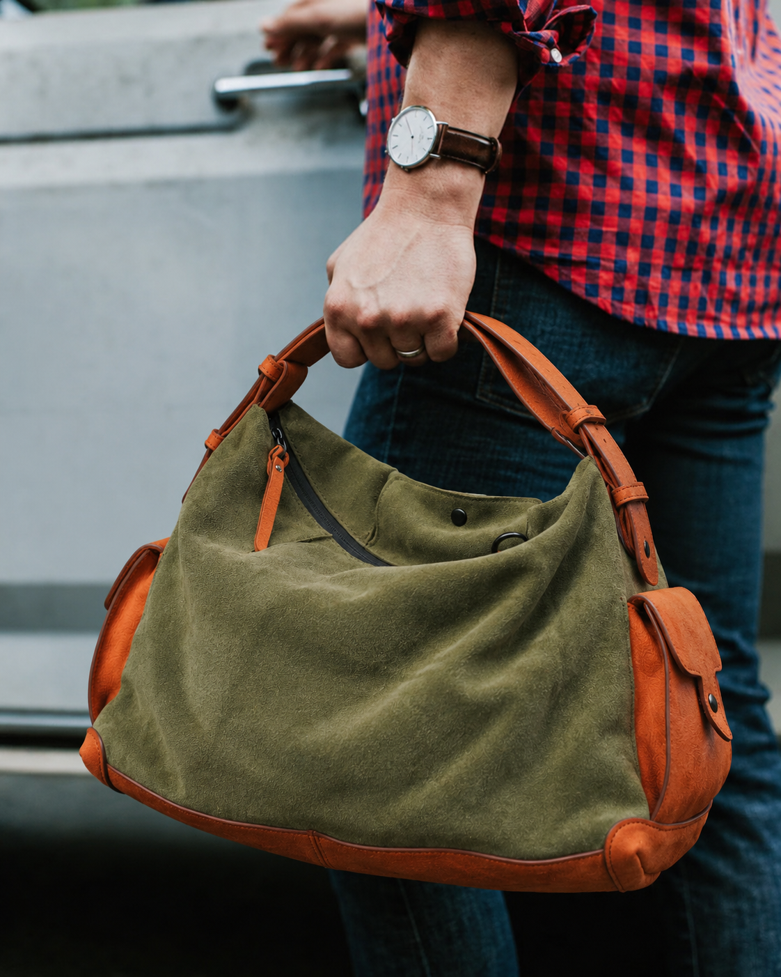 KAKAVY - Olive Green Leather Pocket Crossbody Bag - Carried by hand